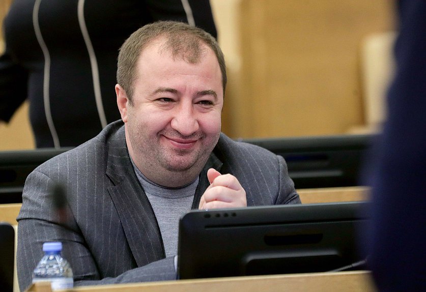 Член Комитета по международным делам Расул Боташев