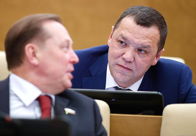 Член Комитета по безопасности и противодействию коррупции Динар Гильмутдинов