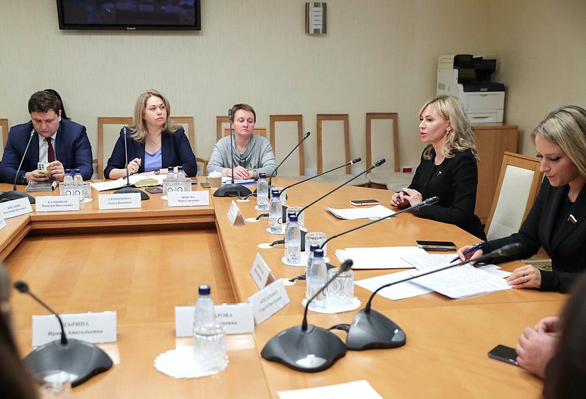 Круглый стол на тему: «Законодательное регулирование организации развлекательных мероприятий (квестов) для предотвращения причинения вреда здоровью граждан»