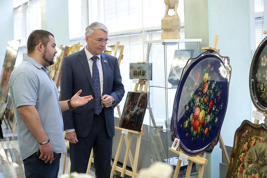 Член Комитета по экономической политике Эдуард Кузнецов