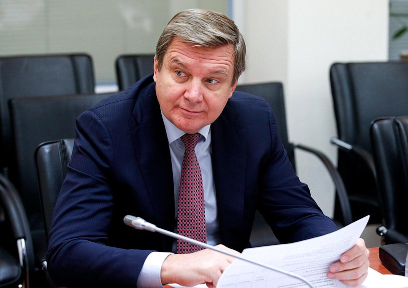 Первый заместитель Председателя Комитета по энергетике Игорь Ананских