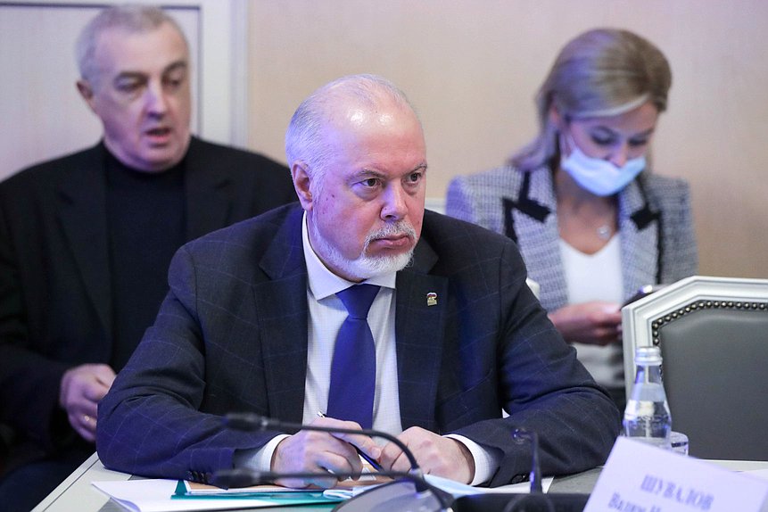 Член Комитета по экологии, природным ресурсам и охране окружающей среды Вадим Шувалов