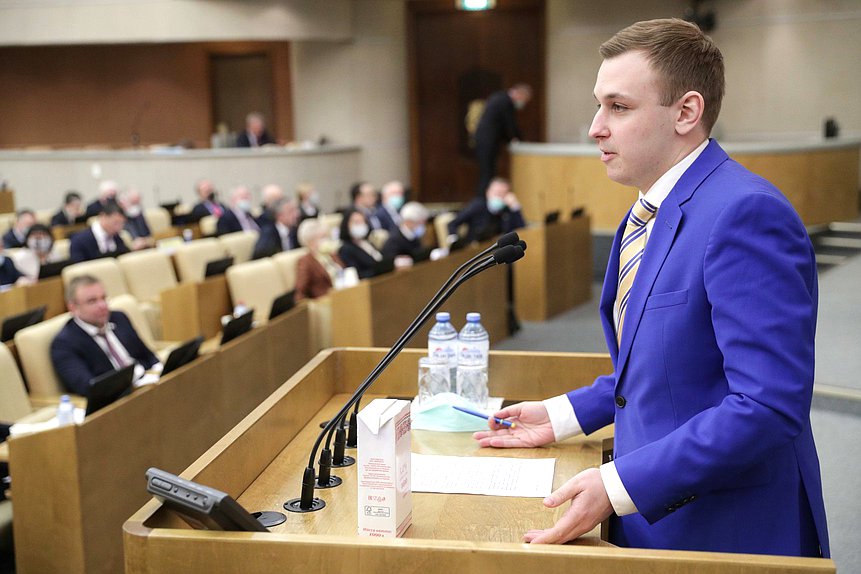 Член Комитета по физической культуре, спорту, туризму и делам молодежи Василий Власов