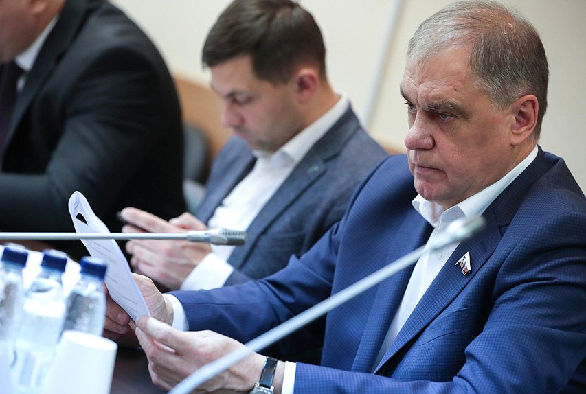 Заседание Комитета по экологии, природным ресурсам и охране окружающей среды