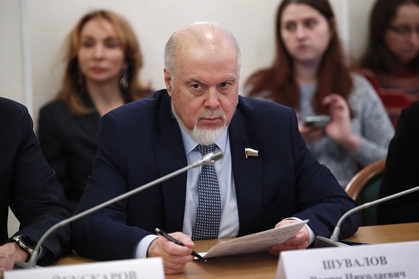 Член Комитета по экологии, природным ресурсам и охране окружающей среды Вадим Шувалов