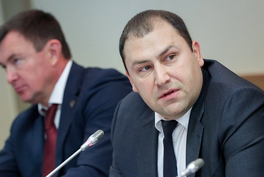 Заседание Комитета по экологии, природным ресурсам и охране окружающей среды