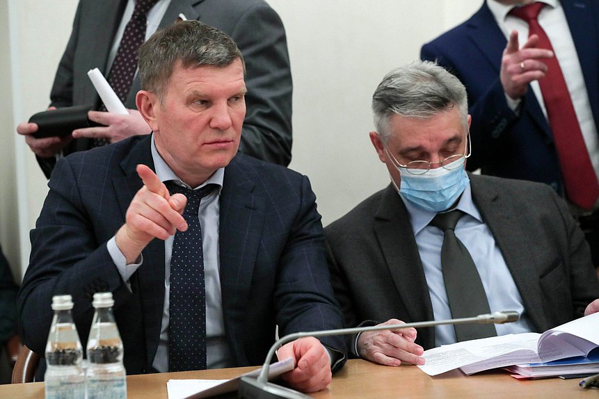 Заместитель Председателя Комитета по финансовому рынку Олег Савченко
