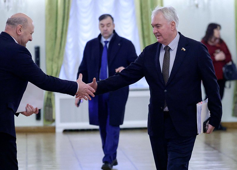 Председатель Комитета по обороне Андрей Картаполов