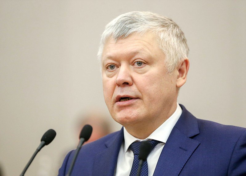 Председатель Комитета по безопасности и противодействию коррупции Василий Пискарев