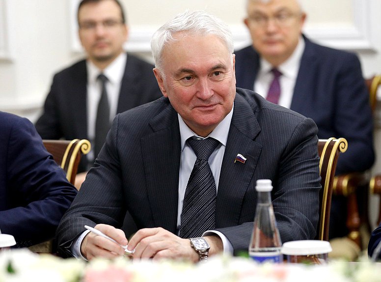 Председатель Комитета по обороне Андрей Картаполов