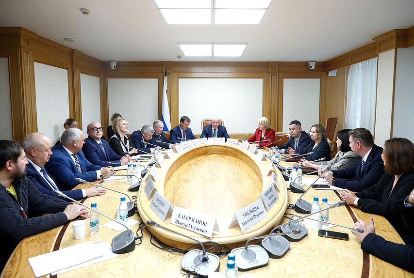 Круглый стол на тему «Законодательные аспекты развития сельского туризма»