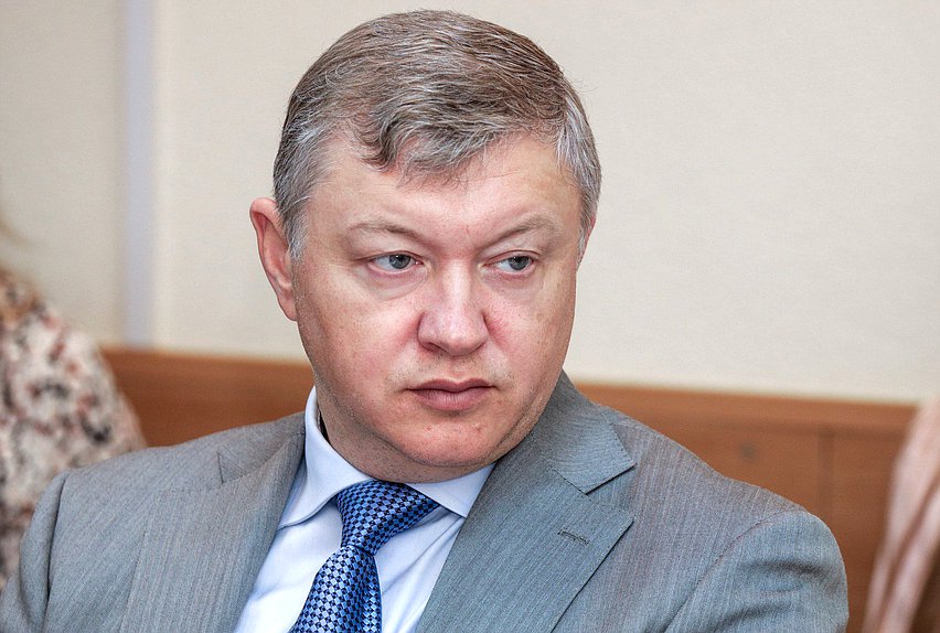 Заместитель Председателя Комитета по экологии, природным ресурсам и охране окружающей среды Евгений Марков