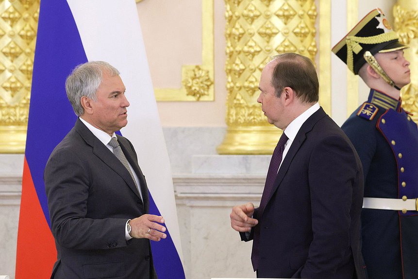 Председатель Государственной Думы Вячеслав Володин и Руководитель Администрации Президента РФ Антон Вайно. Заседание Совета по стратегическому развитию и национальным проектам. Фото: пресс-служба Президента РФ