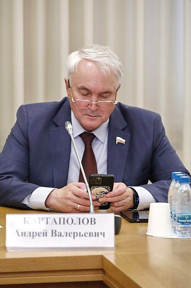 Председатель Комитета по обороне Андрей Картаполов