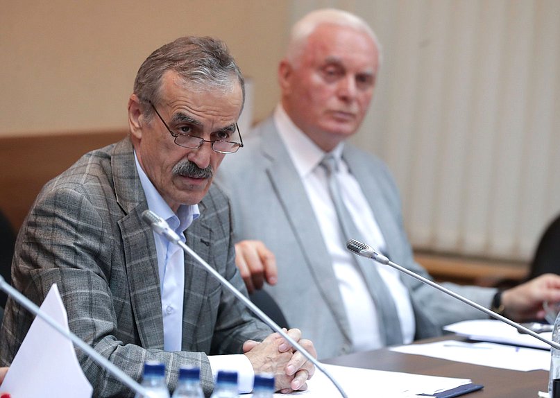 Заместитель Председателя Комитета по просвещению Нурбаганд Нурбагандов