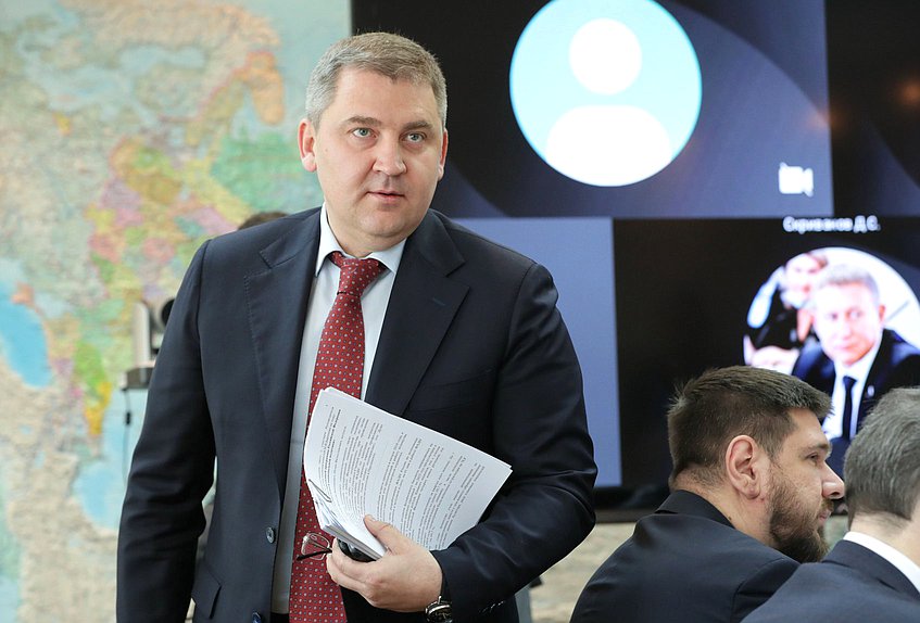 Заместитель Председателя Комитета по контролю Дмитрий Ламейкин