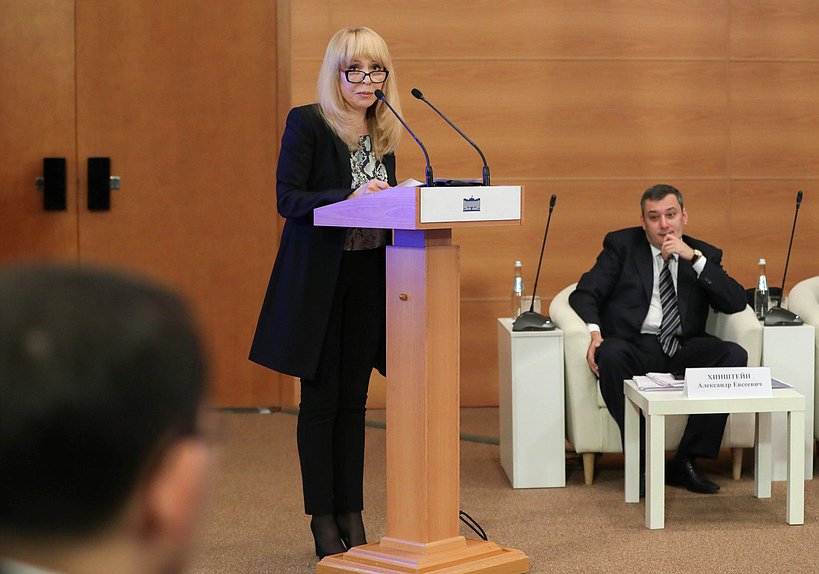 Певица Ольга Кормухина