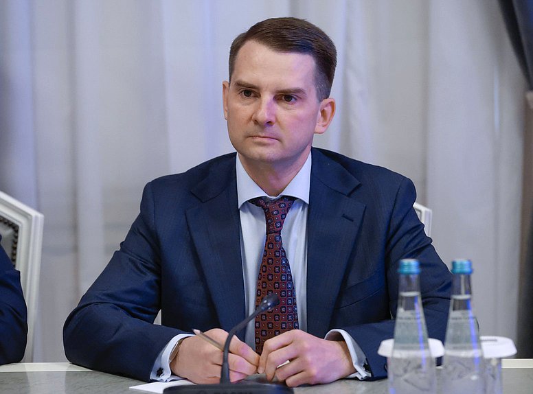 Председатель Комитета по труду, социальной политике и делам ветеранов Ярослав Нилов