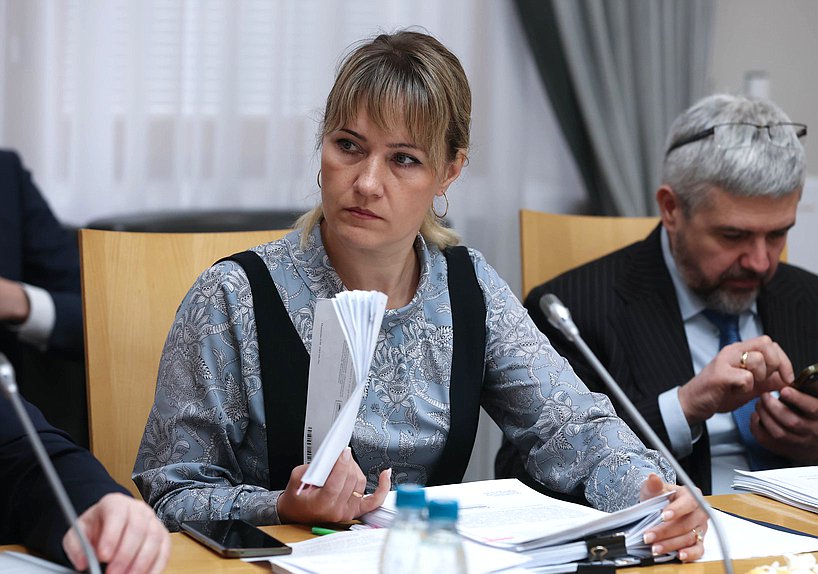 Заседание Комитета по защите семьи, вопросам отцовства, материнства и детства