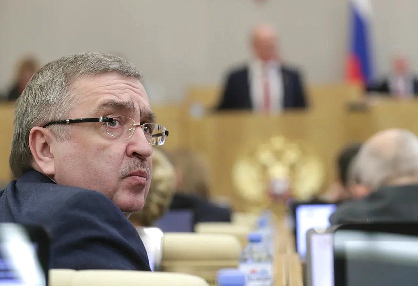 Член Комитета по международным делам Юрий Левицкий