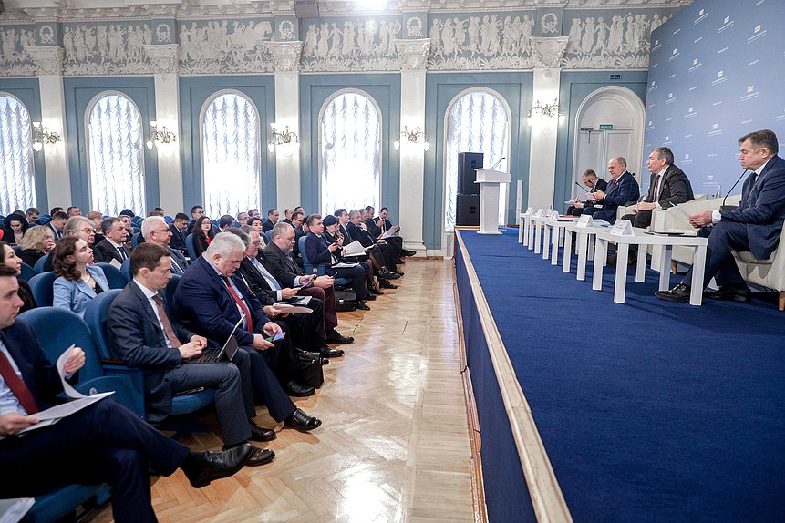 Парламентские слушания Комитета по делам СНГ, евразийской интеграции и связям с соотечественниками на тему «О приоритетах российского председательства в Евразийском экономическом союзе в 2023 году»