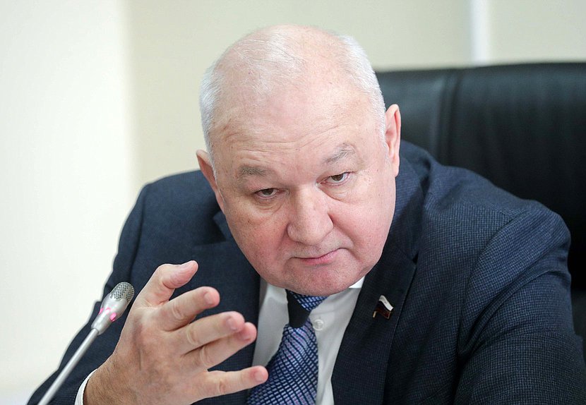 Первый заместитель Председателя Комитета по делам национальностей Ильдар Гильмутдинов