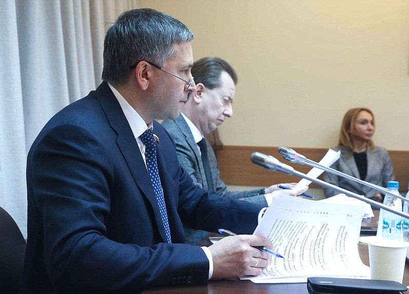 Председатель Комитета по экологии, природным ресурсам и охране окружающей среды Дмитрий Кобылкин