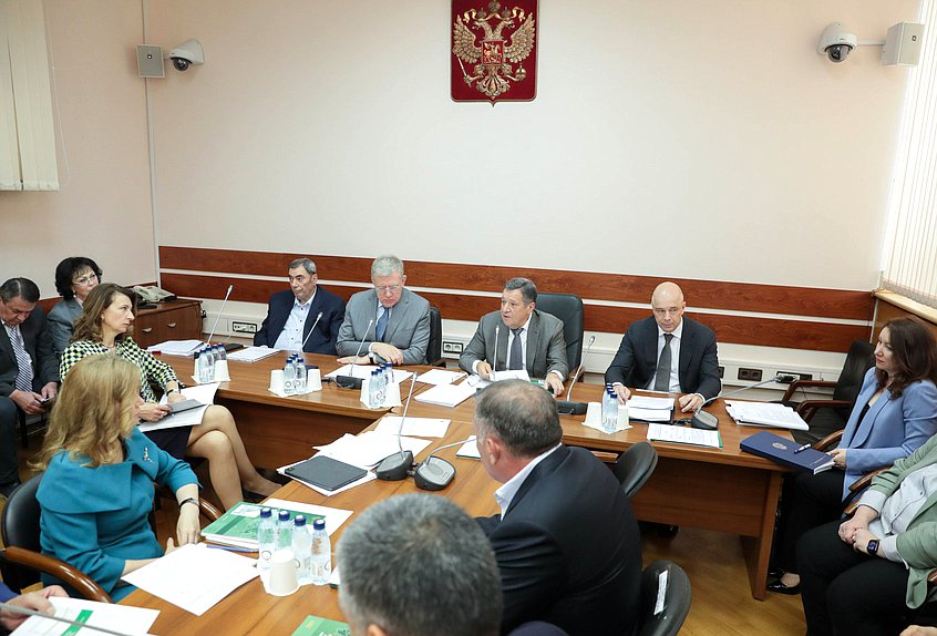 Заседание Комитета по бюджету и налогам