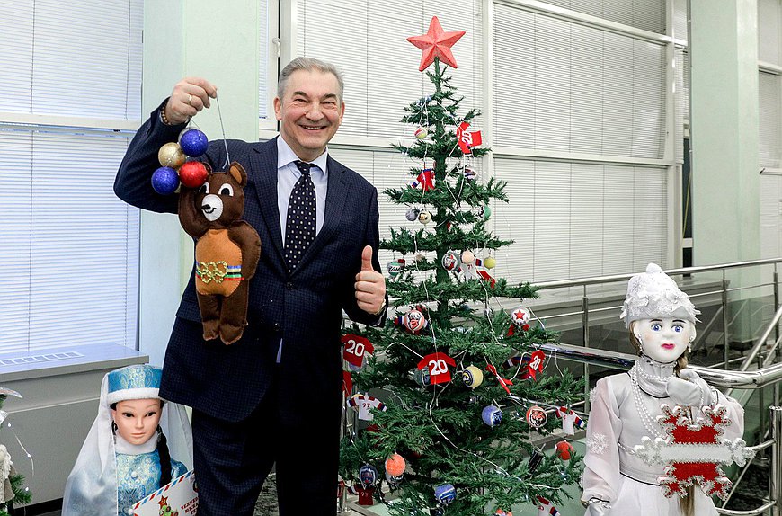 Член Комитета по физической культуре и спорту Владислав Третьяк