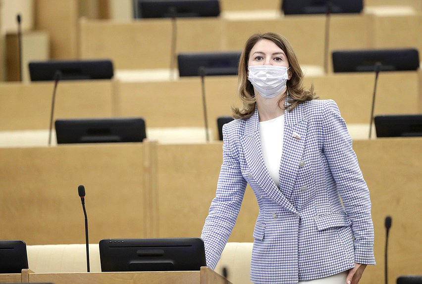 Первый заместитель Председателя Комитета по государственному строительству и законодательству Ирина Панькина
