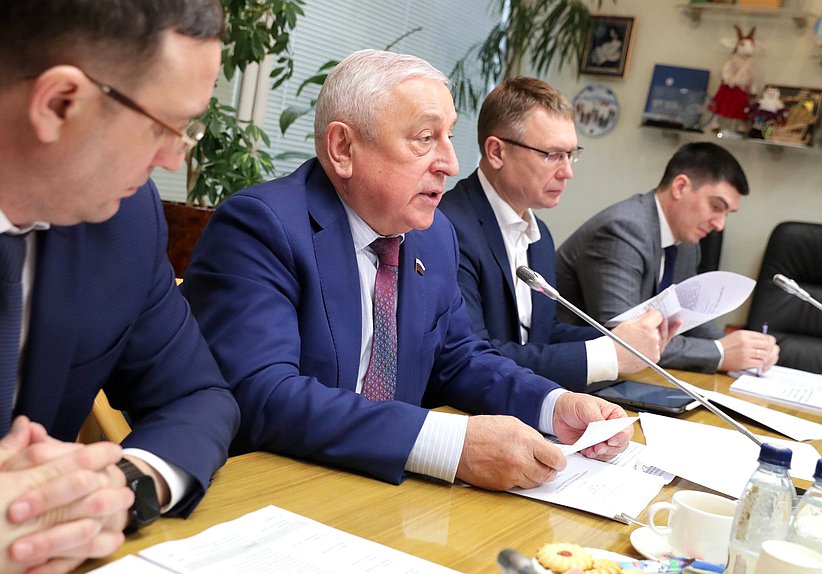 Председатель Комитета по развитию Дальнего Востока и Арктики Николай Харитонов