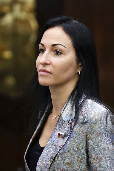 Член Комитета по делам национальностей Анастасия Удальцова