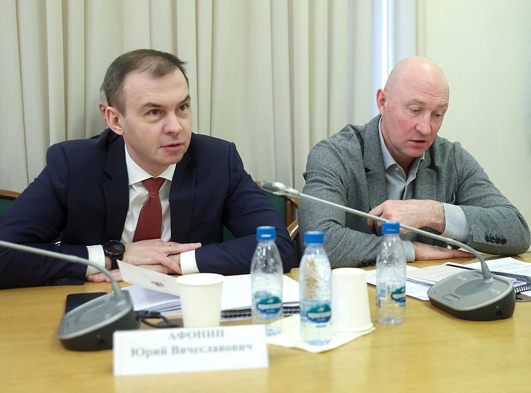 Первые заместители Председателя Комитета по безопасности и противодействию коррупции Юрий Афонин и Михаил Старшинов