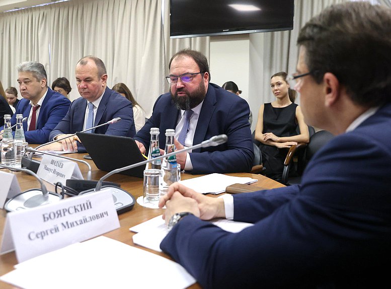 Министр цифрового развития, связи и массовых коммуникаций РФ Максут Шадаев