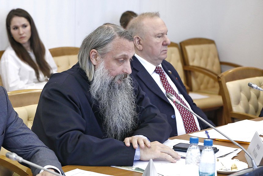 Рабочее совещание Комитета по развитию гражданского общества, вопросам общественных и религиозных объединений