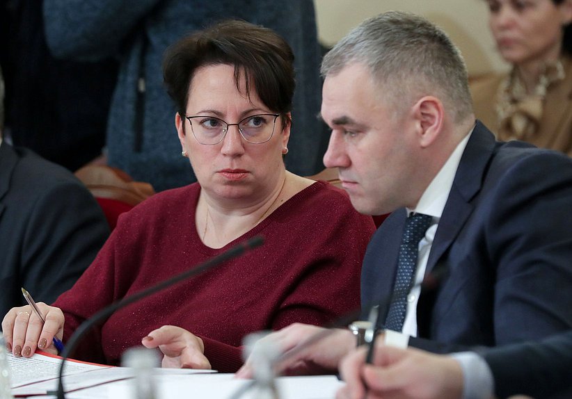 Meeting of the Parliamentary Commission on Investigation of the Crimes Committed by the Kiev regime Against Minors