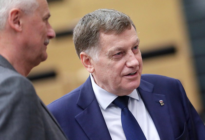 Первый заместитель руководителя фракции «Единая Россия» Вячеслав Макаров