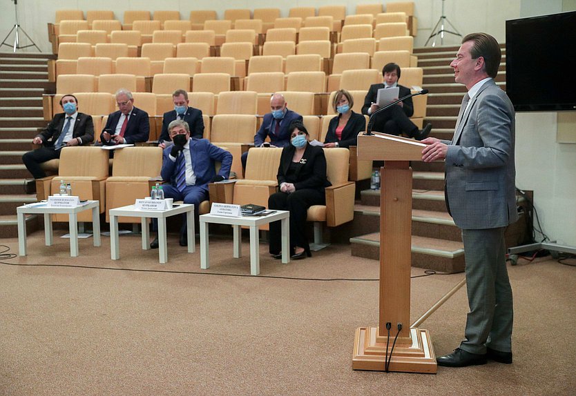 Председатель Комитета по экологии и охране окружающей среды Владимир Бурматов