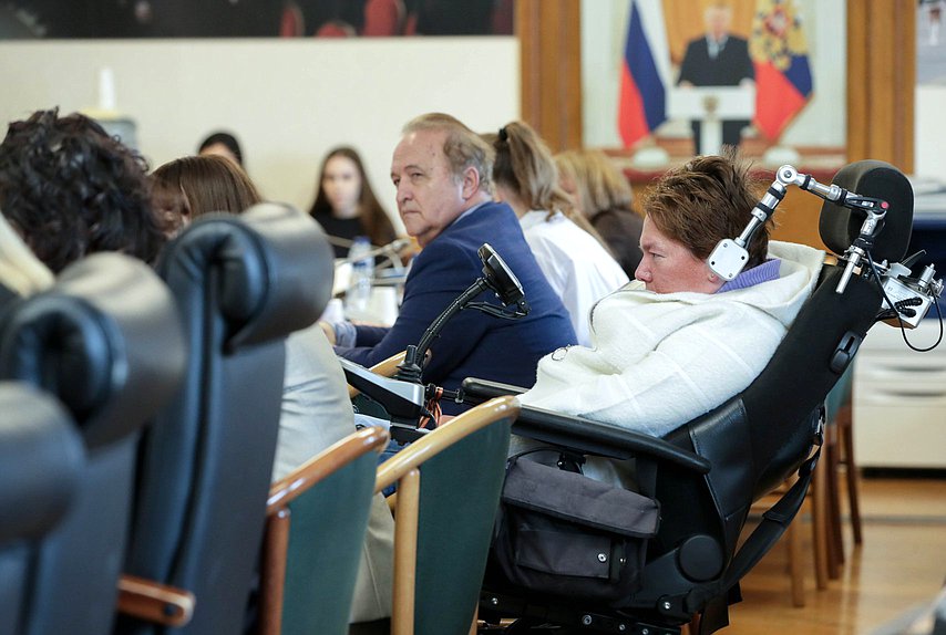 Круглый стол Комитета по труду, социальной политике и делам ветеранов на тему «Социализация инвалидов в современных условиях и их дальнейшее трудоустройство»