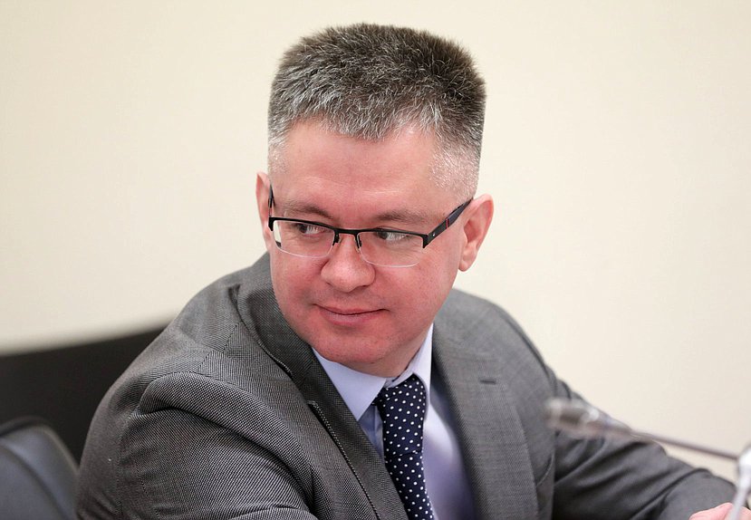 Заместитель Председателя Комитета по энергетике Дмитрий Исламов