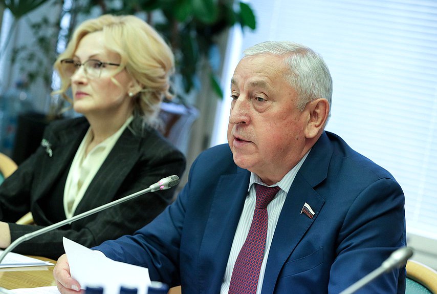 Председатель Комитета по развитию Дальнего Востока и Арктики Николай Харитонов