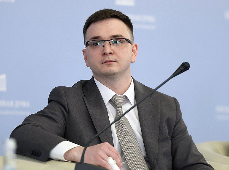 Председатель Молодежного парламента при Государственной Думе Артем Николаев