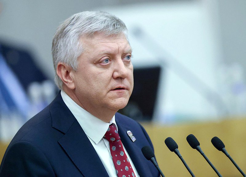 Заместитель Председателя Комитета по государственному строительству и законодательству Дмитрий Вяткин