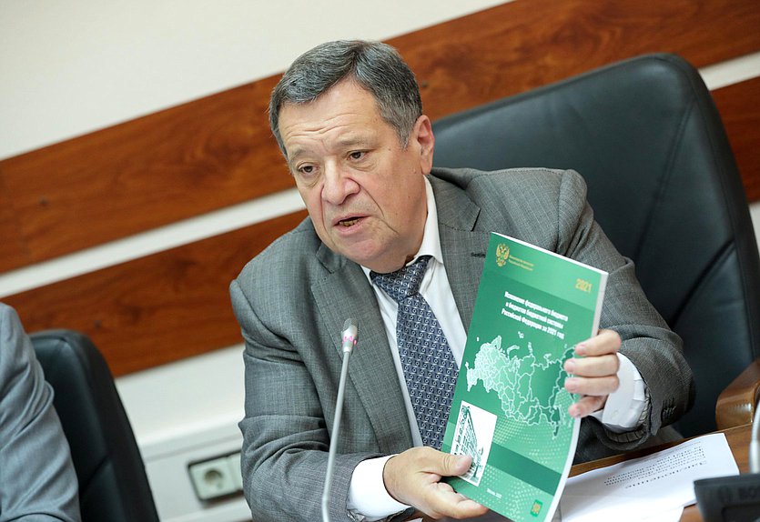 Председатель Комитета по бюджету и налогам Андрей Макаров