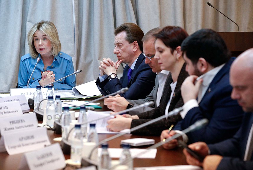 Руководитель Федеральной службы по надзору в сфере природопользования Светлана Радионова