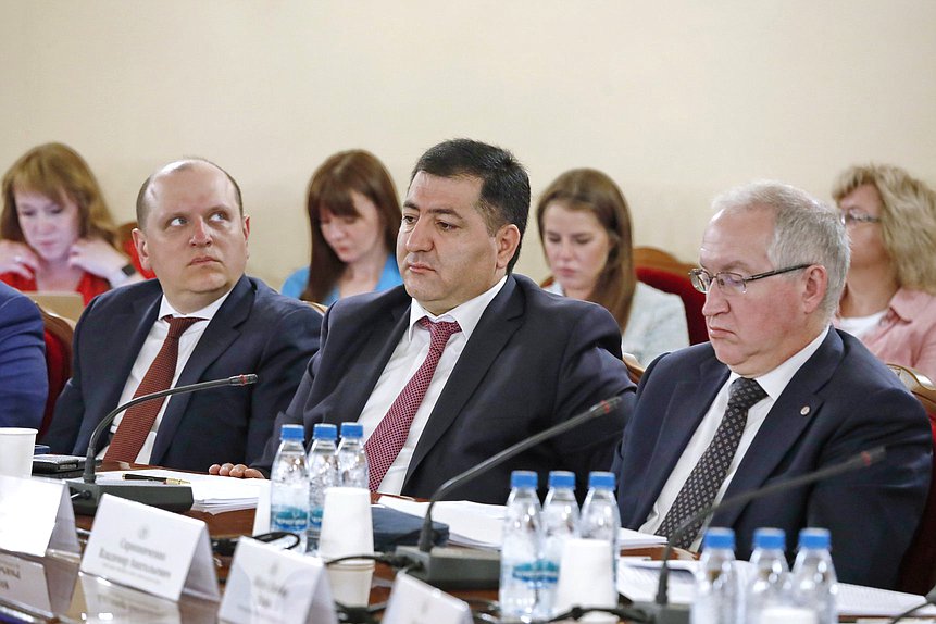 Заседание Экспертного совета при Комитете по делам национальностей