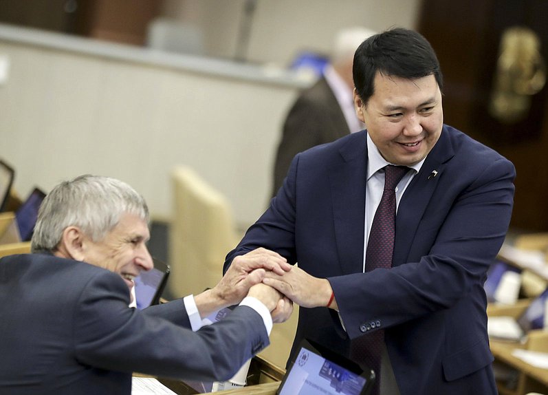 Член Комитета по бюджету и налогам Мерген Ооржак