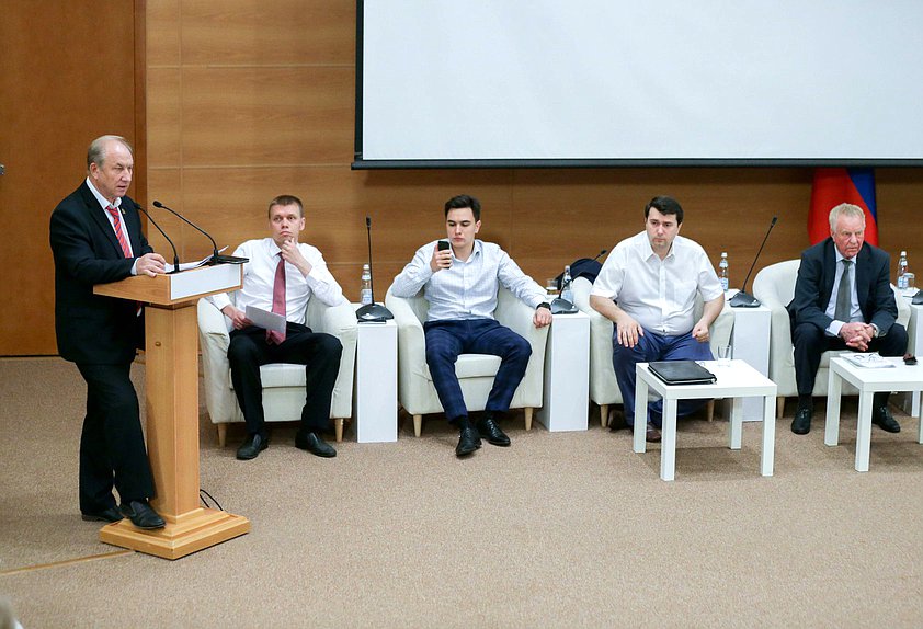 Первый заместитель Председателя Комитета по делам национальностей Валерий Рашкин