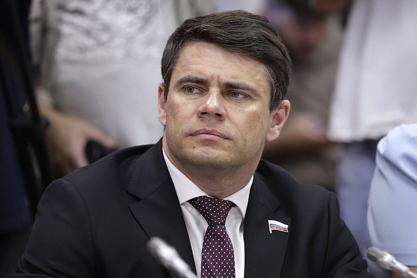 Председатель Комитета по информационной политике, информационным технологиям и связи Сергей Боярский