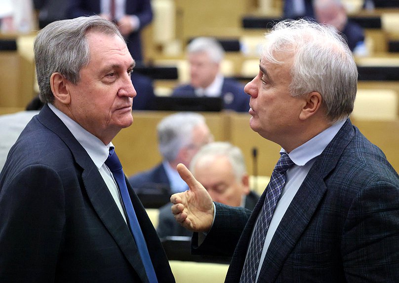 Председатель Комитета по энергетике Николай Шульгинов и Первый заместитель Председателя Комитета Павел Завальный